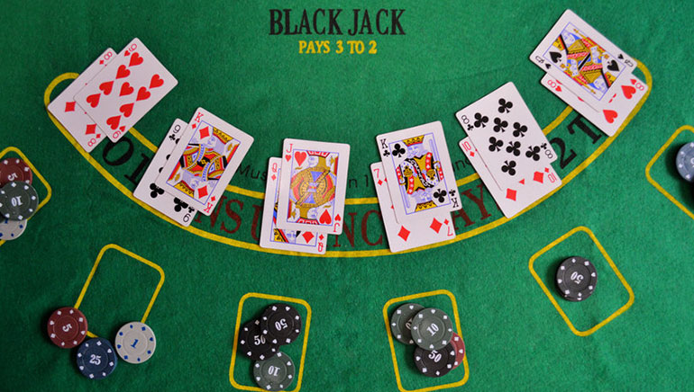 Vodič za igranje blackjack igara sa visokim limitom u 2026