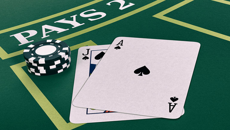Vodič za igranje blackjack igara sa niskim limitom u 2026